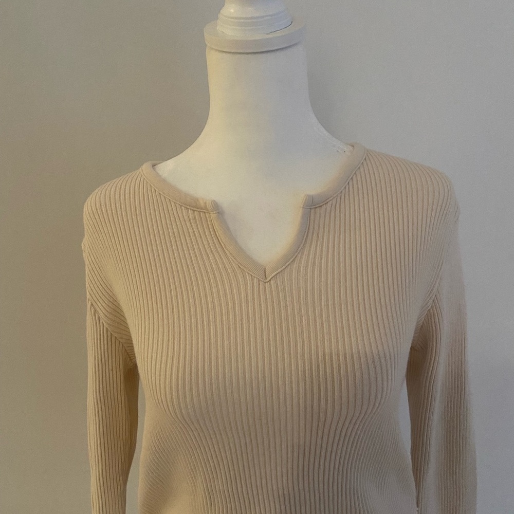 Cream Brandy Melville long sleeved crop top